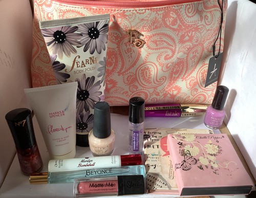Cosmetic bag new - +, contents