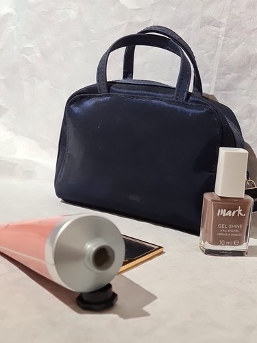 Toiletry bag nail varnish - toiletry,